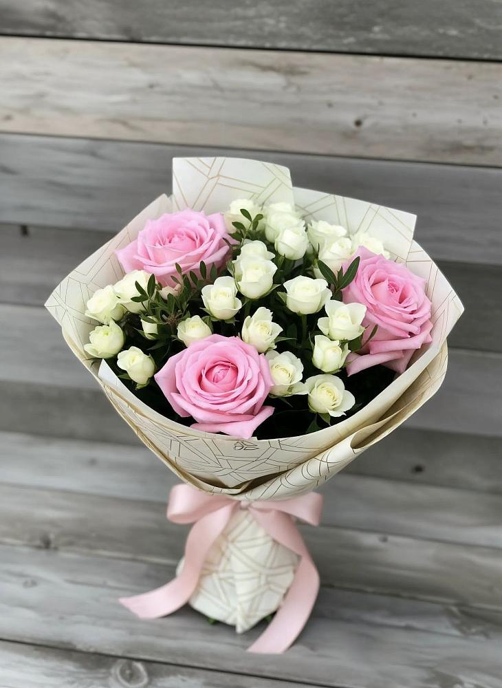 Букет цветов из: Розы в Большеустьикинское