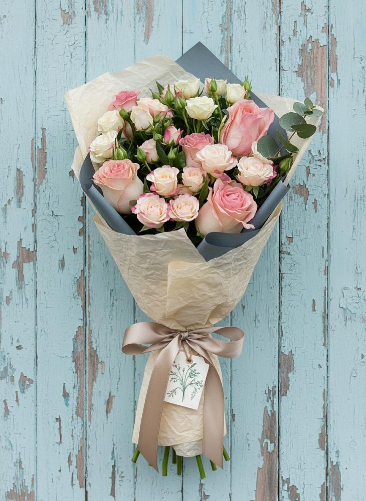 Букет цветов из: Розы в Большеустьикинское