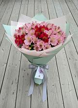 Букет цветов из:  Альстромерии в Большеустьикинское
