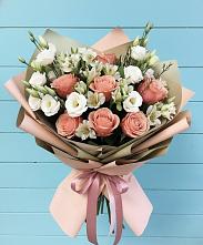 Букет цветов из:  Розы, Альстромерии и Лизиантусы в Большеустьикинское