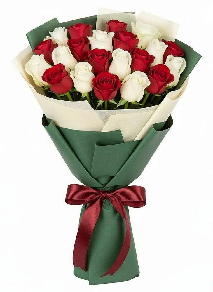 Букет Микс из красных и белых роз в Большеустьикинское