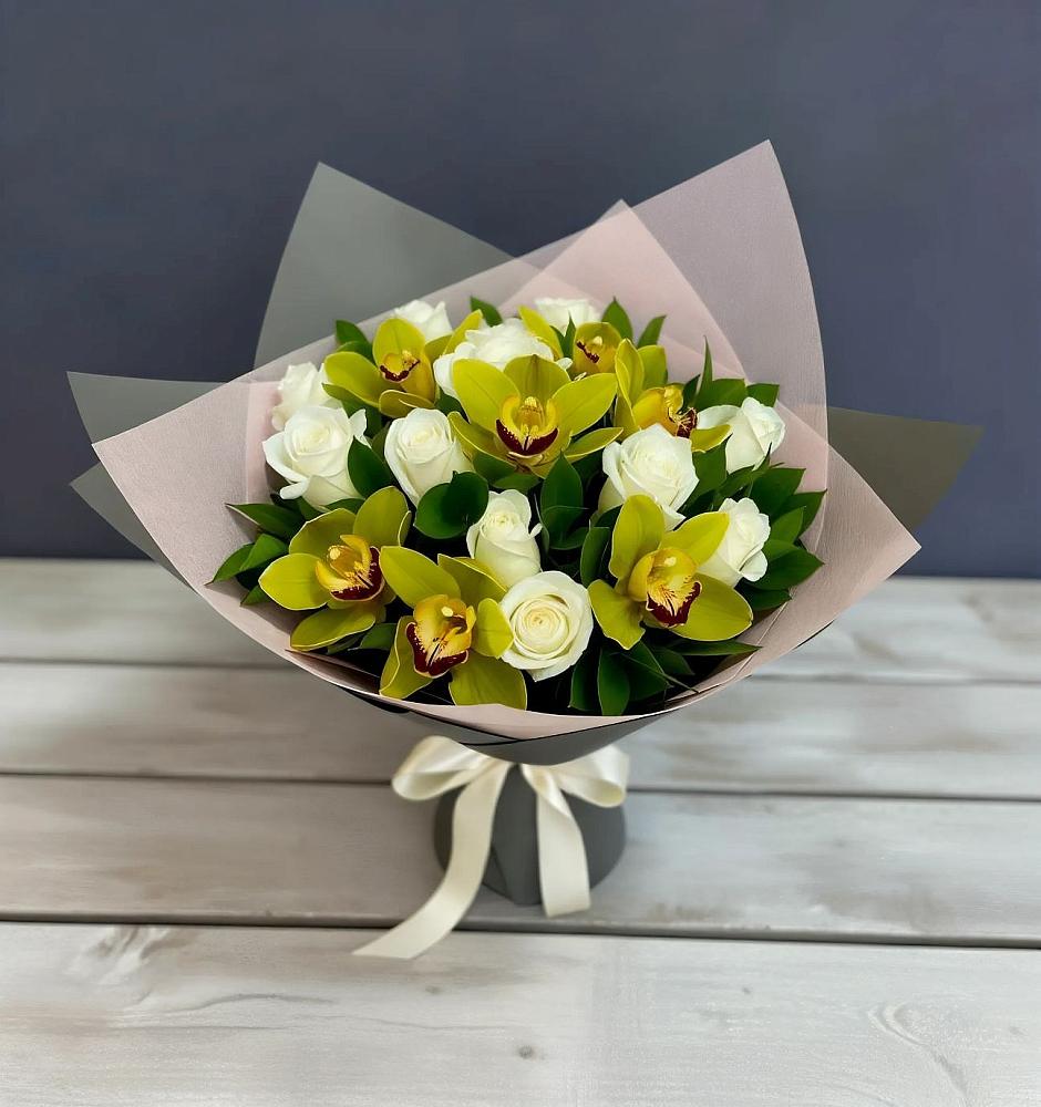 Букет цветов из: Орхидеи и Розы в Большеустьикинское