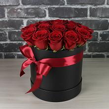 Цветочная композиция из Розы в шляпной коробке в Большеустьикинское