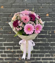Букет цветов из:  Герберы и Хризантемы в Большеустьикинское
